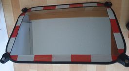 Verkehrsspiegel für eine sichere Ausfahrt