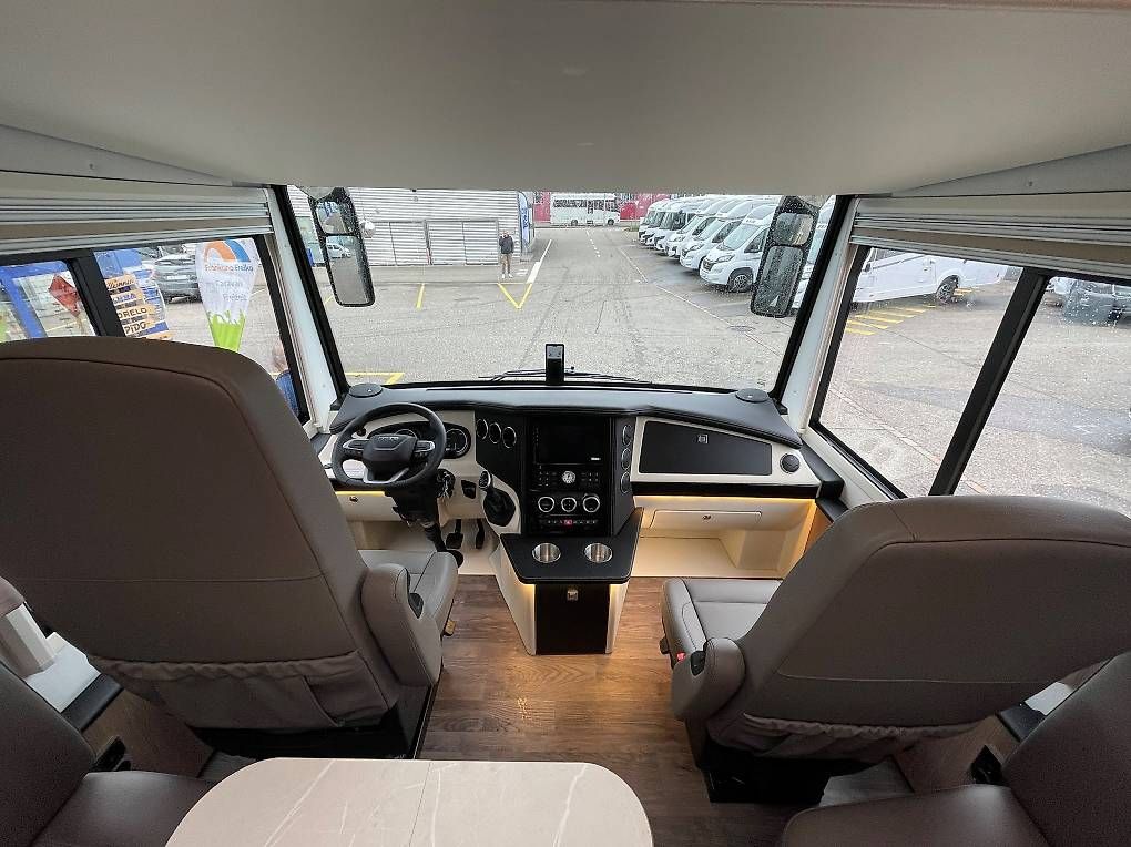 Veicoli da campeggio: Morelo Loft Premium 83 L – Usato da Langenthal venduto da Reisemobil01 1