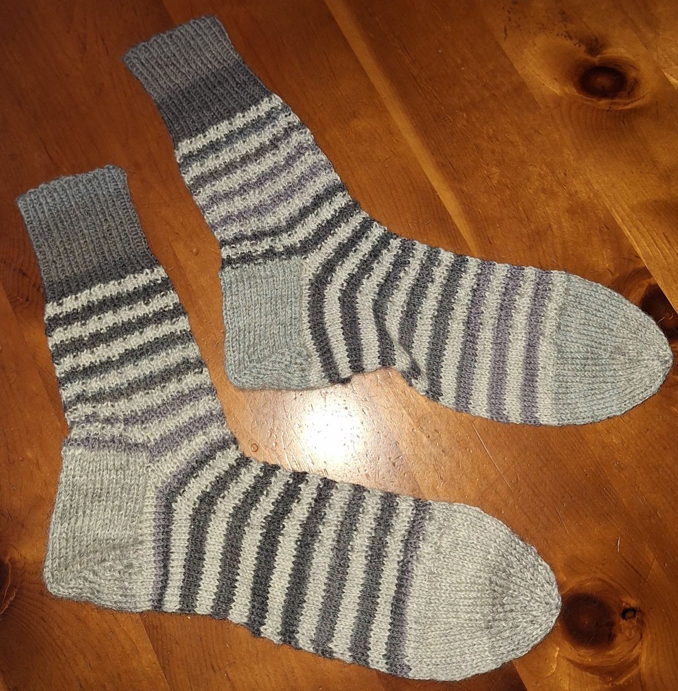 Calze: Schöne handgestrickte Wollsocken ca. Gr. 43 – Nuovo (secondo la descrizione) da Wettingen venduto da Egro2