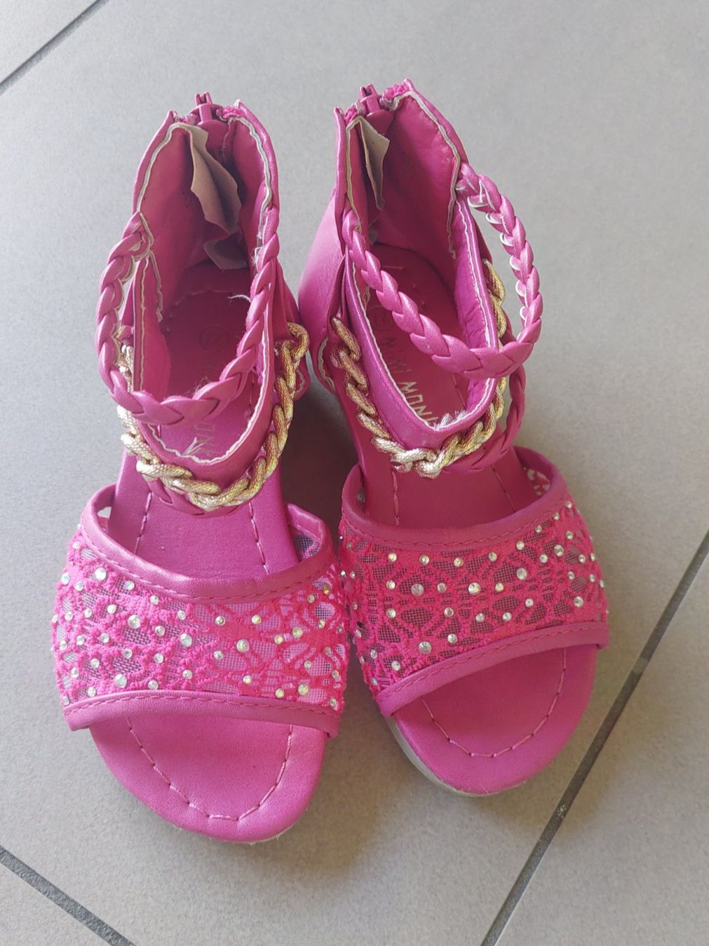 Schuhe für Mädchen: Pinke Kindersandalen Grösse 27 – Neu (gemäss Beschreibung) aus Erlinsbach von pfunky 1
