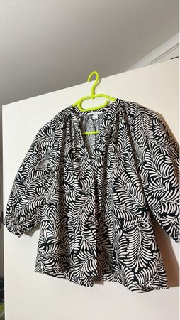 Damen Bluse H&M schwarz weiss Muster Grösse M neuwertig