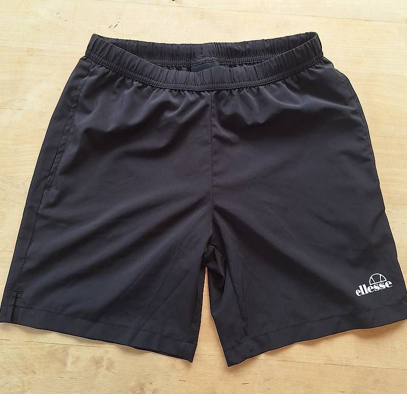 Lotti & Set di vestiti: Ellesse Sportkombi Gr.140 – Usato da Seewis-Dorf venduto da GAGAGAGSGAGA 3