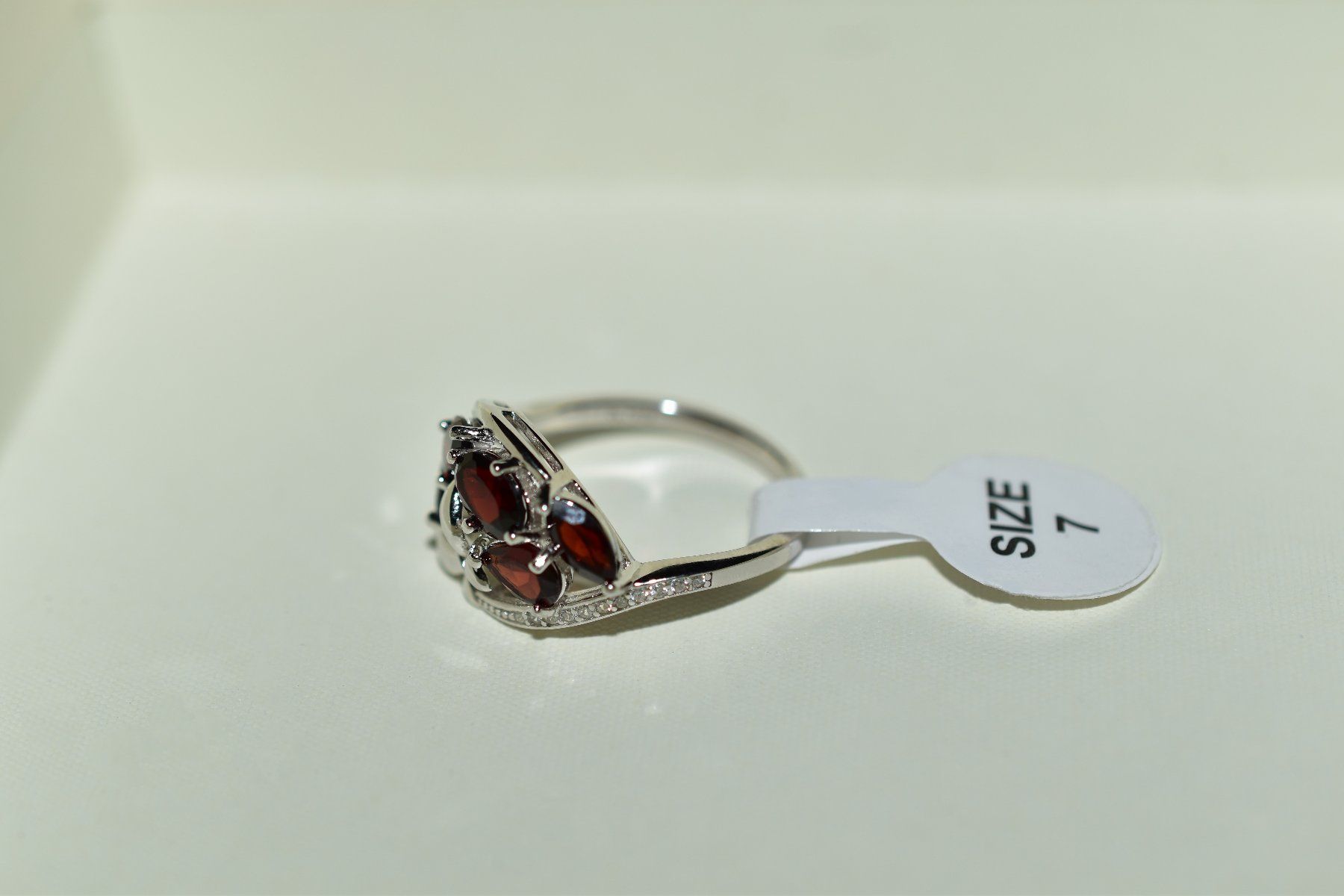 Anelli: Ring mit Granat aus Sterling Silber, Gr. 7, neu – Nuovo e nell'imballaggio originale da Laufen venduto da flowerfan 3