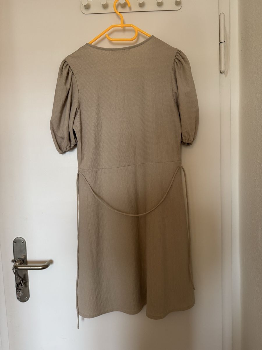 Mango Kleider: Mango Kleid Gr. M – Neu (gemäss Beschreibung) aus Geroldswil von ana_rb6t 2