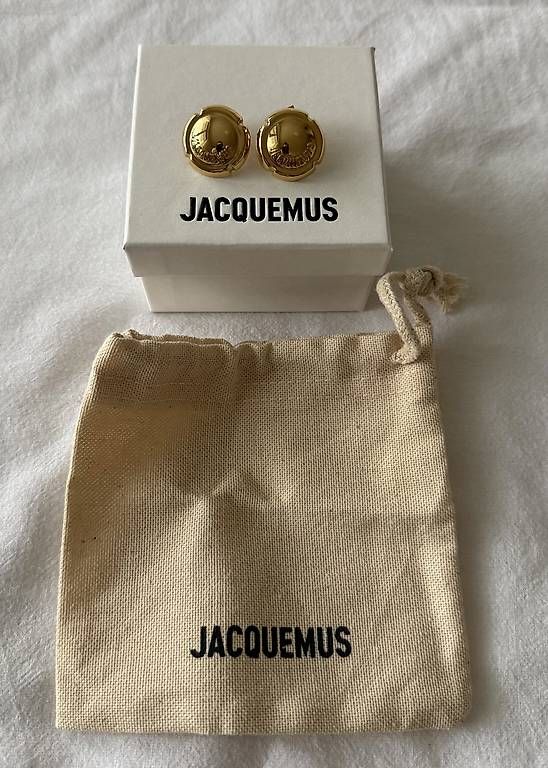 Orecchini pendenti & Orecchini a lobo: Jacquemus earrings  – Usato da Kloten venduto da wer_26t5 1