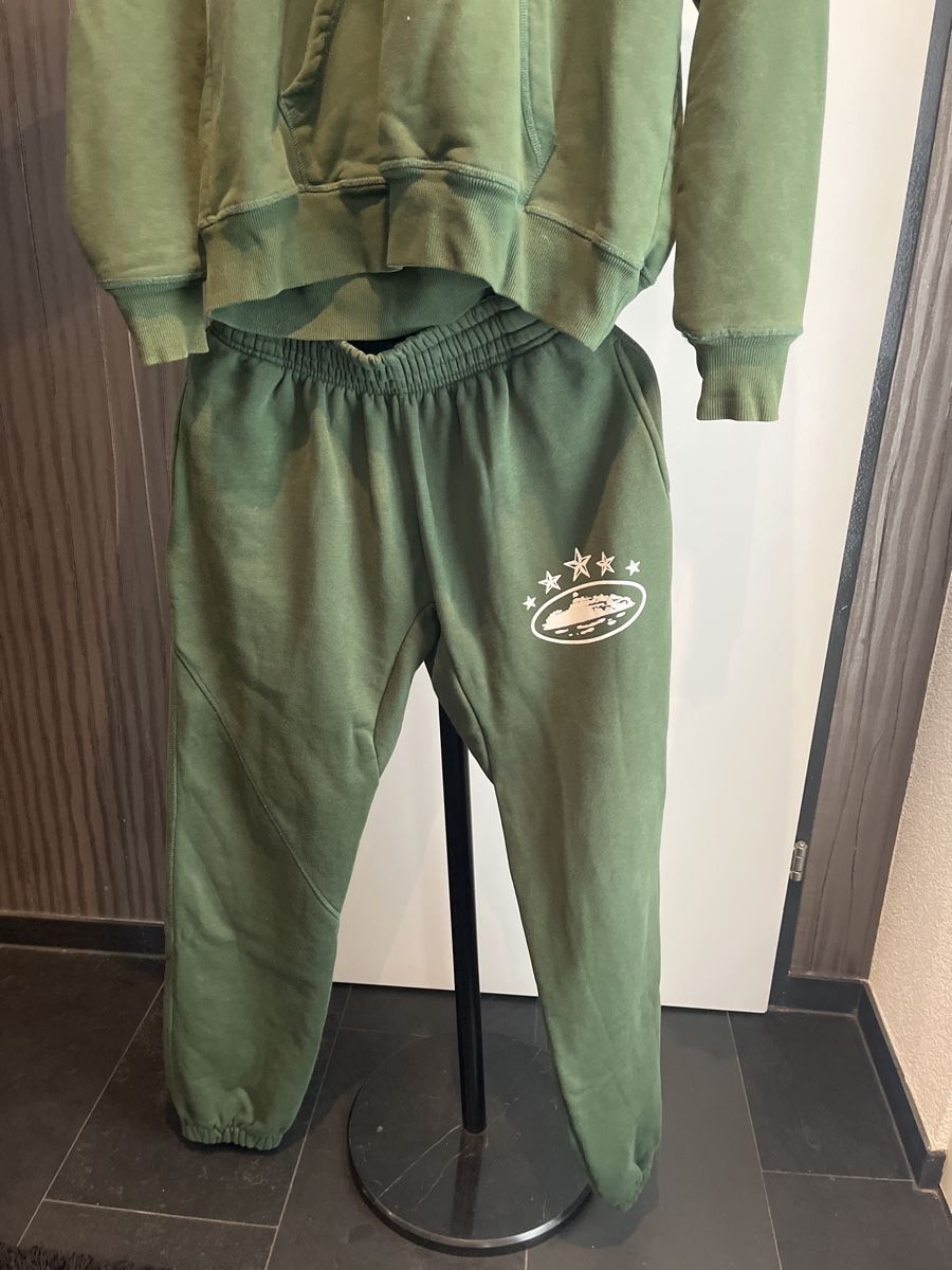 Corteiz Lotti di vestiti: Corteiz Pullover und Trainerhose Gr. M – Nuovo (secondo la descrizione) da Diepoldsau venduto da Sonne14 2