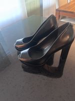 Schwarze Guess Plateau Pumps, Grösse 39, Top Zustand!