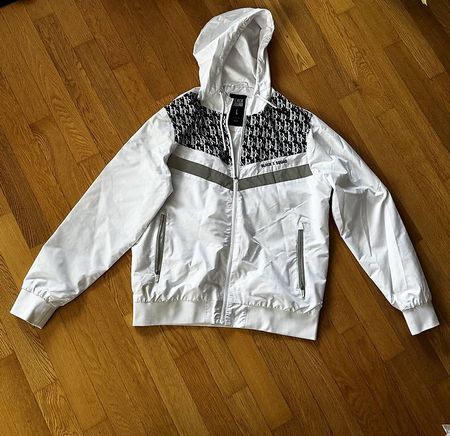 Black Squad Windjacke