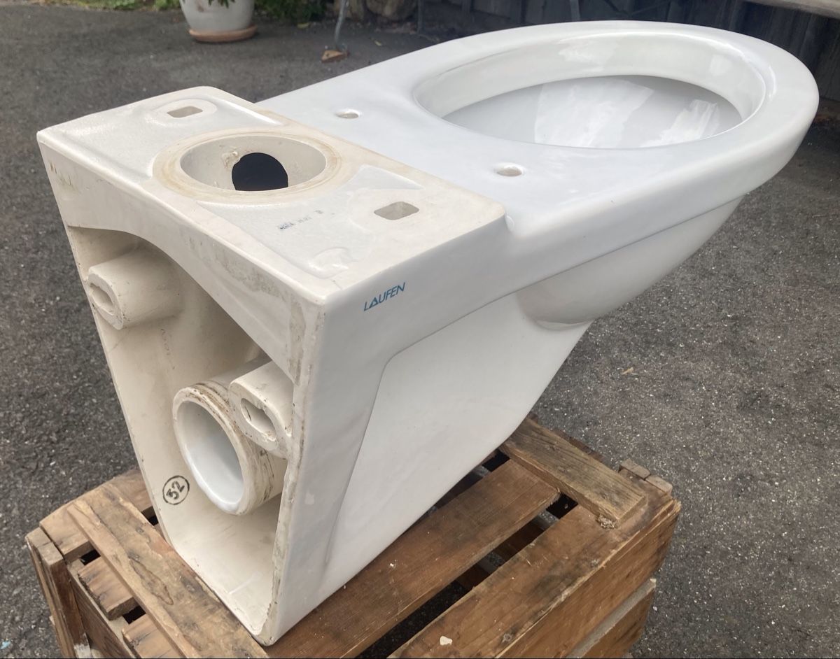 Laufen WC: Wand-WC Laufen – Gebraucht aus Hirzel von Jim_knopf 1