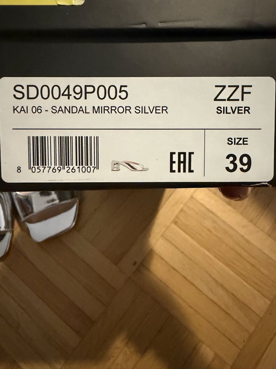 Pinko Scarpe da donna: Pinko Kai Silver Sandals 39 NEW!!! – Nuovo e nell'imballaggio originale da Basel venduto da Dencag 7