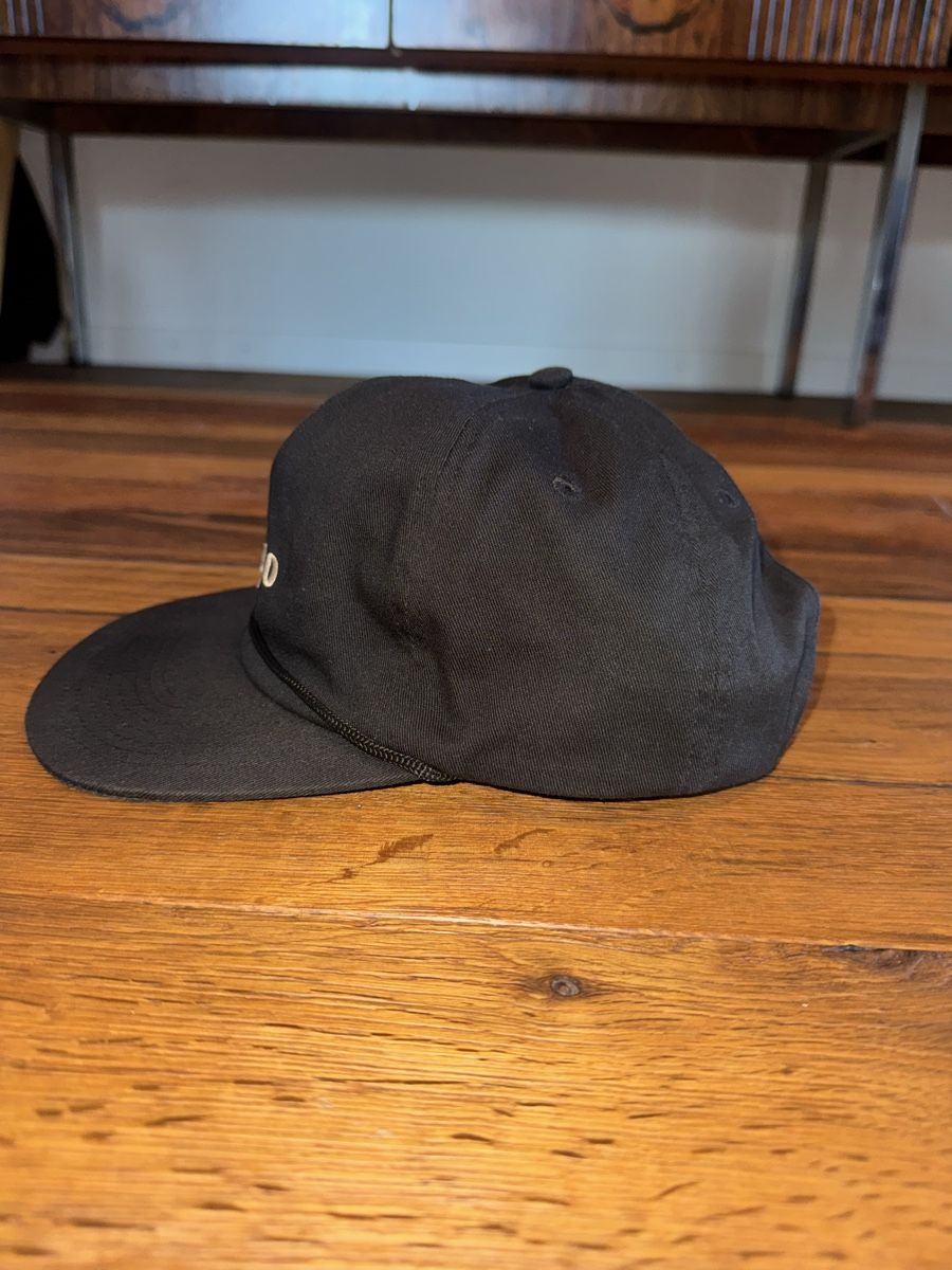 Chapeaux, bonnets & casquettes: Peso Cap schwarz – D'occasion à Watt par lou_m5tq 1