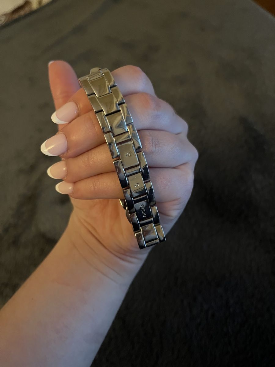 Guess Uhren: GUESS Uhr silberfarben inkl. Box – Neu (gemäss Beschreibung) aus Gams von Zara2206 4