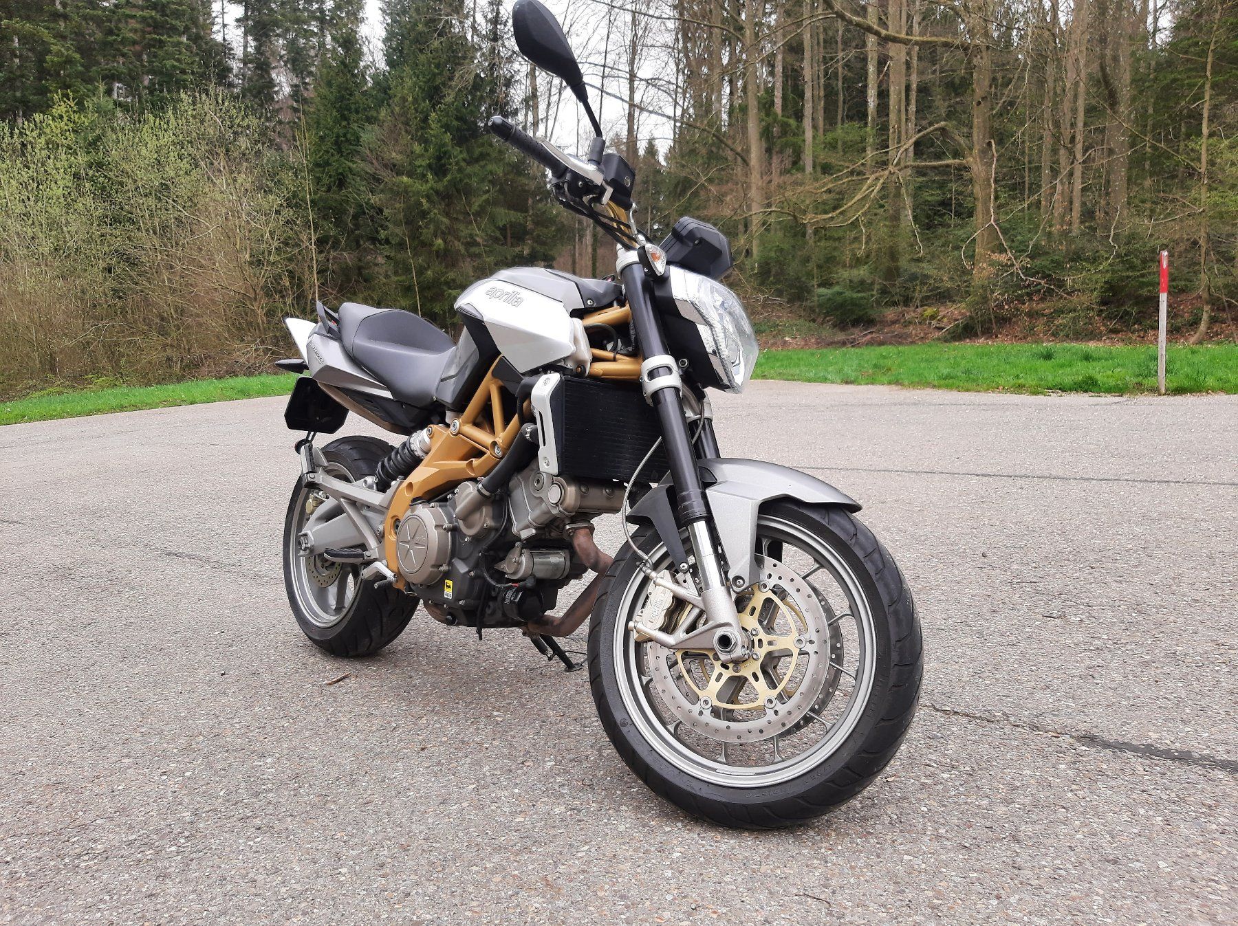 Aprilia Route: Aprilia Shiver 750 – D'occasion à Wetzikon ZH par Fradul 2