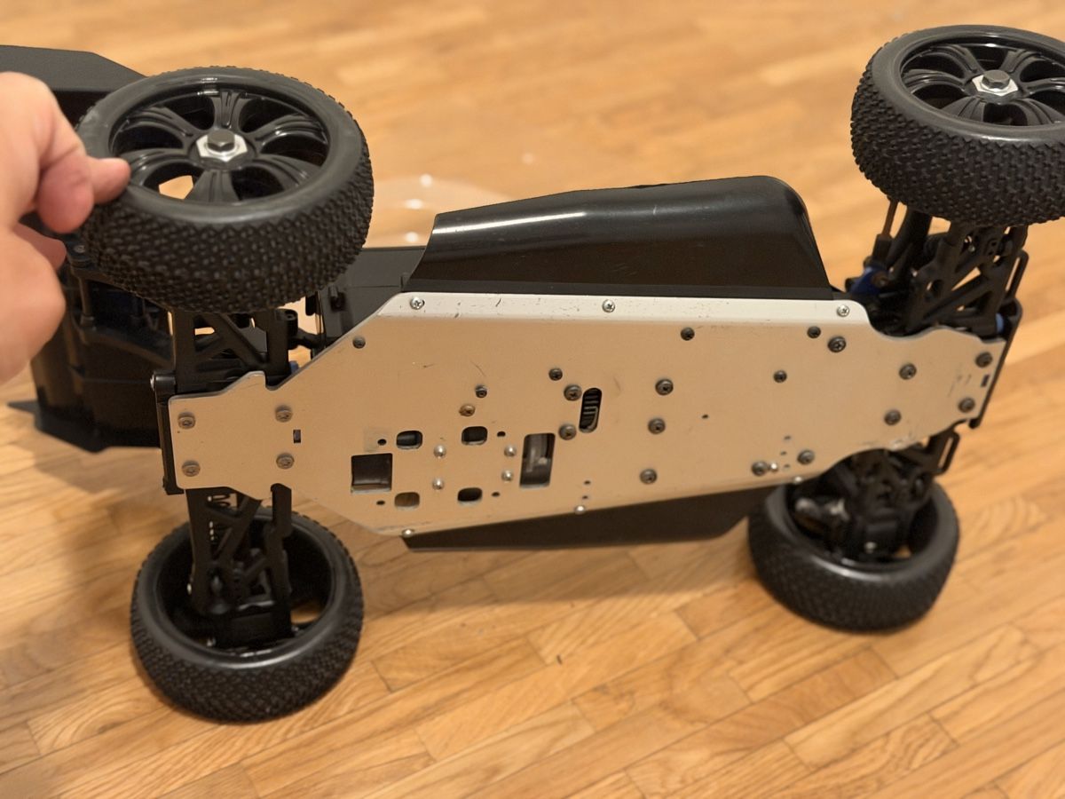 Reely Modellismo RC: RC Nitro Buggy 1:8 Offroad – Usato da Zürich venduto da Gadgets2020 7