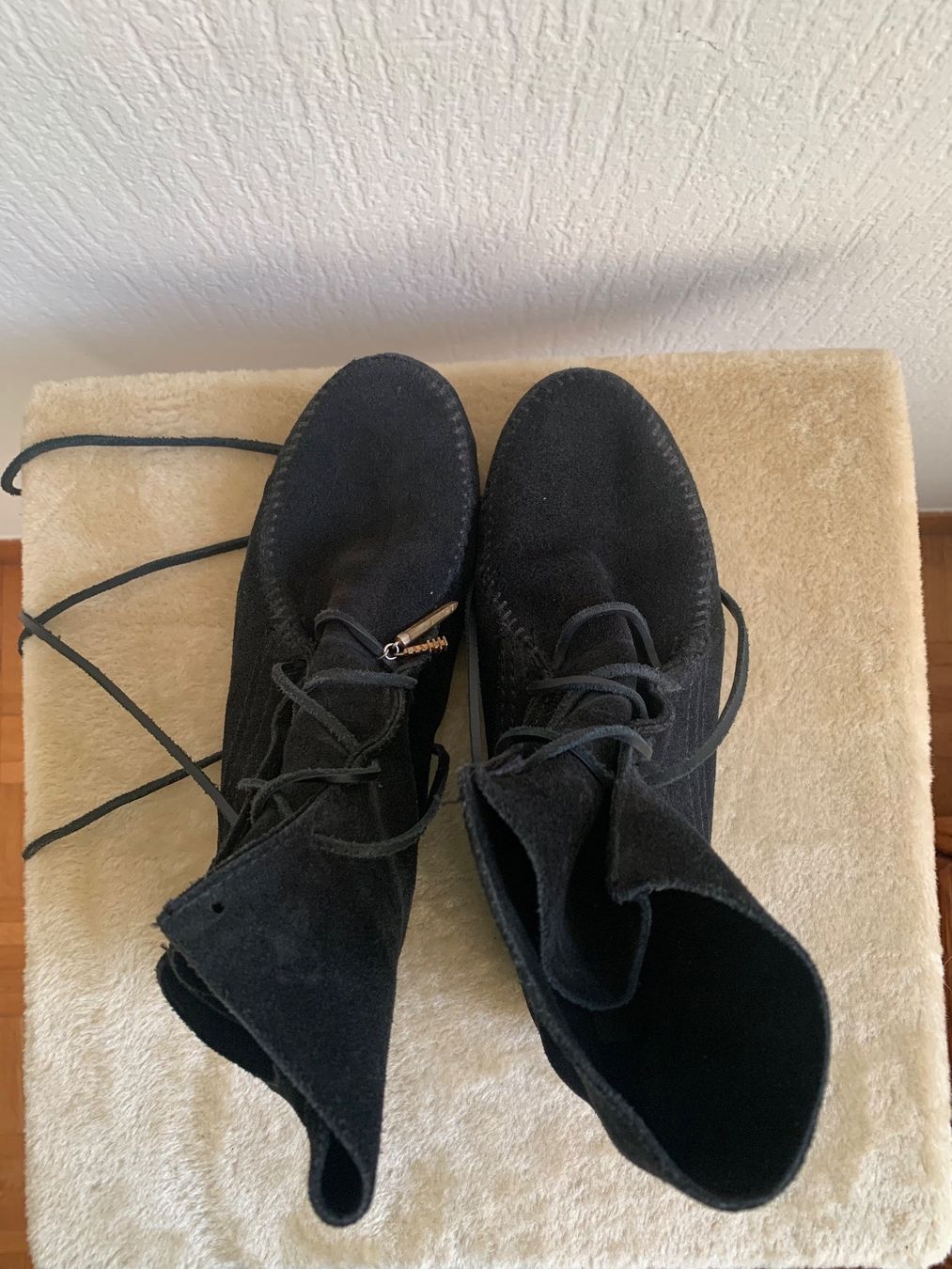 Maje Scarpe da donna: Chaussures Maje x Minetonka (taille 38) – Nuovo (secondo la descrizione) da Lausanne venduto da Xiaoxi 1