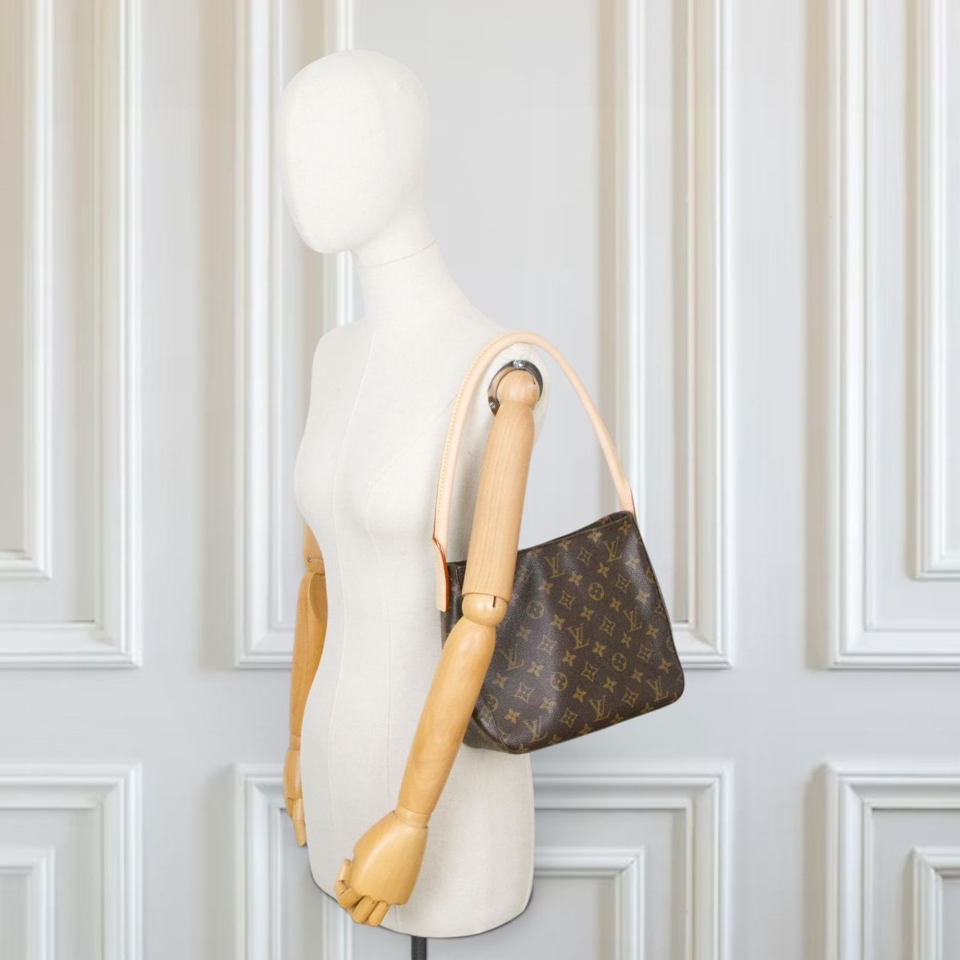 Louis Vuitton Borse da donna: Louis Vuitton Looping MM Monogram – Usato da Binningen venduto da Designerlabels 1