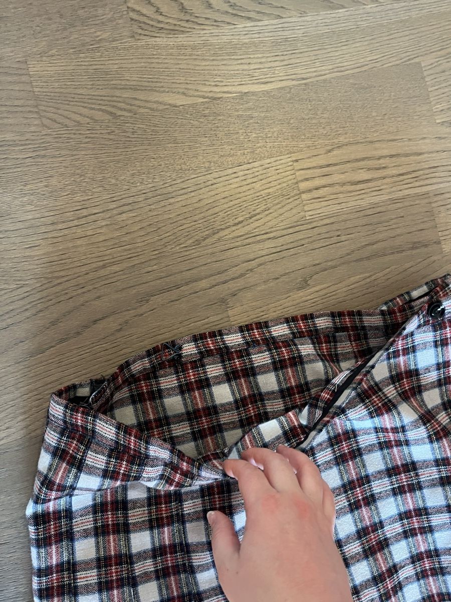 Gonne: Vintage Schicker Faltenrock Karo – Usato da Zürich venduto da Shopmystyle 1