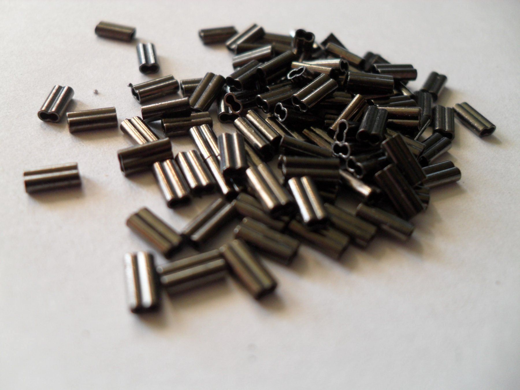 Köder: 50x Quetschhülsen 0.8mm – Neu und originalverpackt aus Bigenthal von FSB1