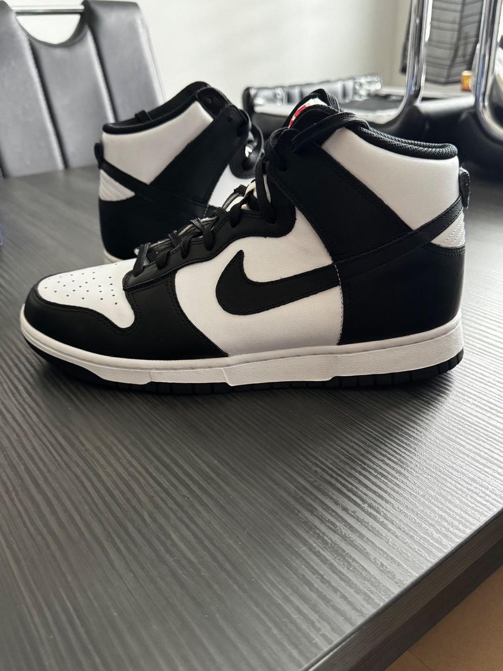 Nike Scarpe da uomo: Nike Dunk High Panda.. EU 43 – Usato da Tuggen venduto da Kawest0 1