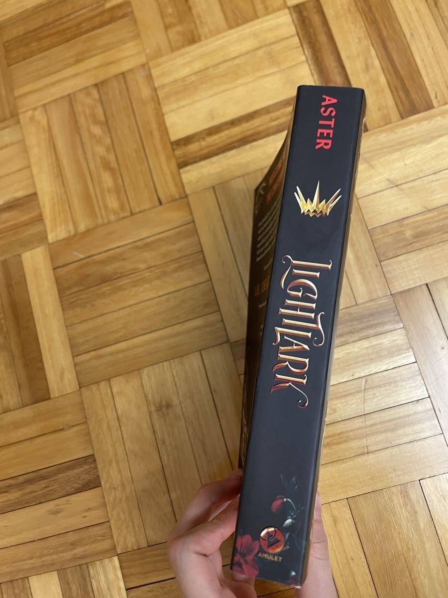 Libri: Lightlark Alex Aster Roman neu – Usato da Dittingen venduto da nje_9nlt 1