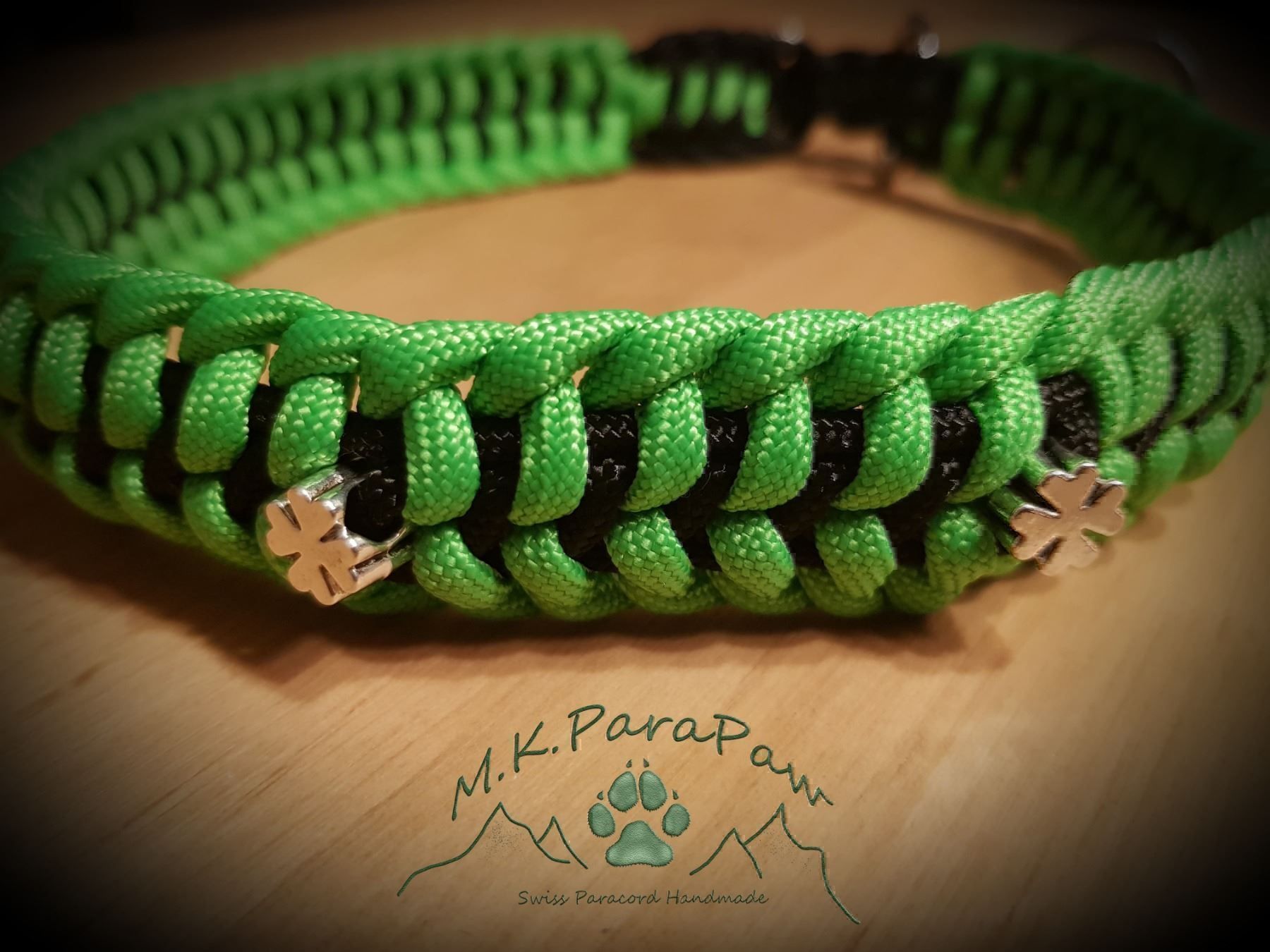 Guinzagli & Collari: Paracord Hundehalsband - 100% Handarbeit – Nuovo e nell'imballaggio originale da Näfels venduto da AllerleiCH 7