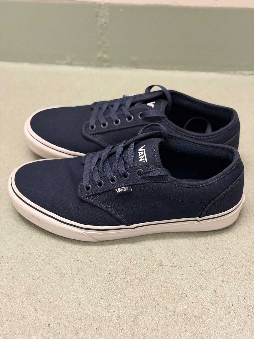 Vans Scarpe da uomo: Bequeme Schuhe – Usato da Thun venduto da Gutgelaunt3 2