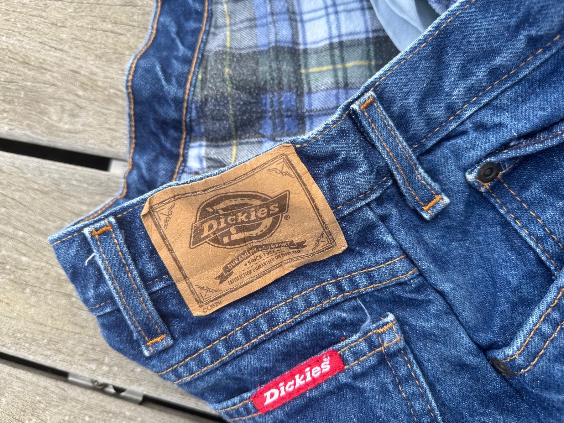 Dickies Pantaloni: Dickies pants – Usato da La Chaux-de-Fonds venduto da slishwardrobe 5