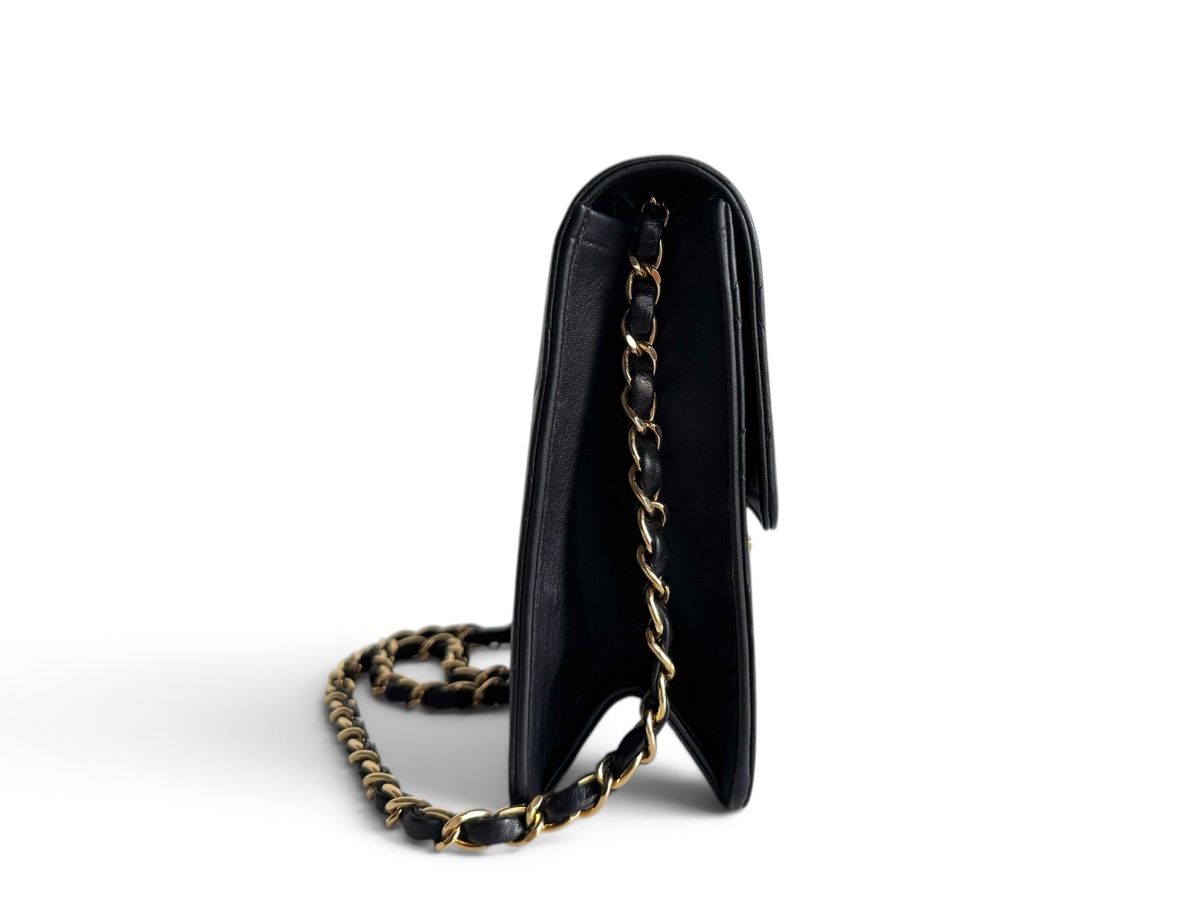 Chanel Taschen für Damen: CHANEL Lambskin Quilted Timeless Single Flap – Gebraucht aus Kriens von hannaandkiko 1
