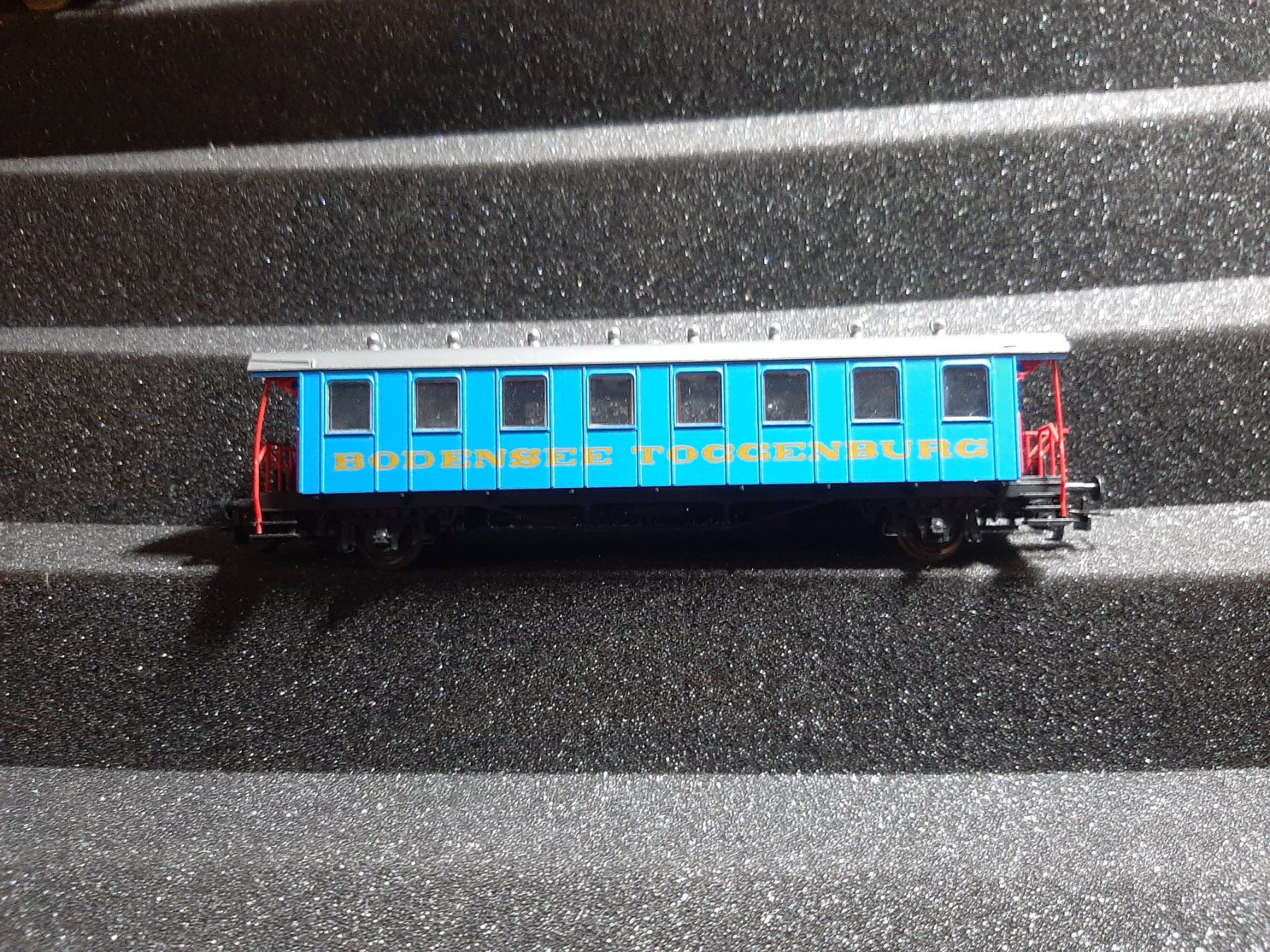 Liliput Modellini di ferrovie: LILIPUT BODENSEE TOGGENBURG REF.6 – Usato da Avully venduto da RIVALIS