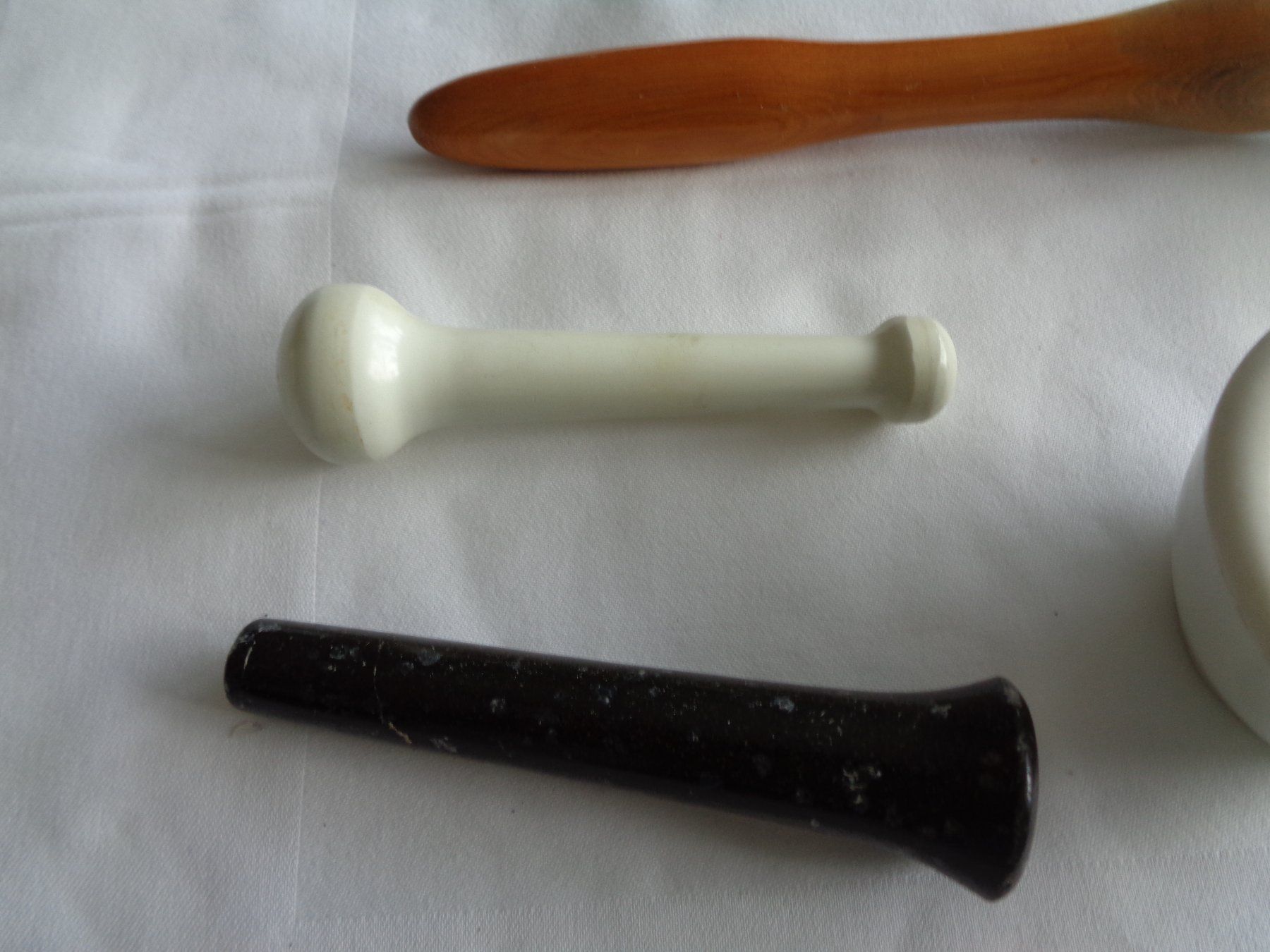 Autres pour cuisiner & mitonner: Mörser Apotheke diverse – D'occasion à Schmitten FR par aargi49 1