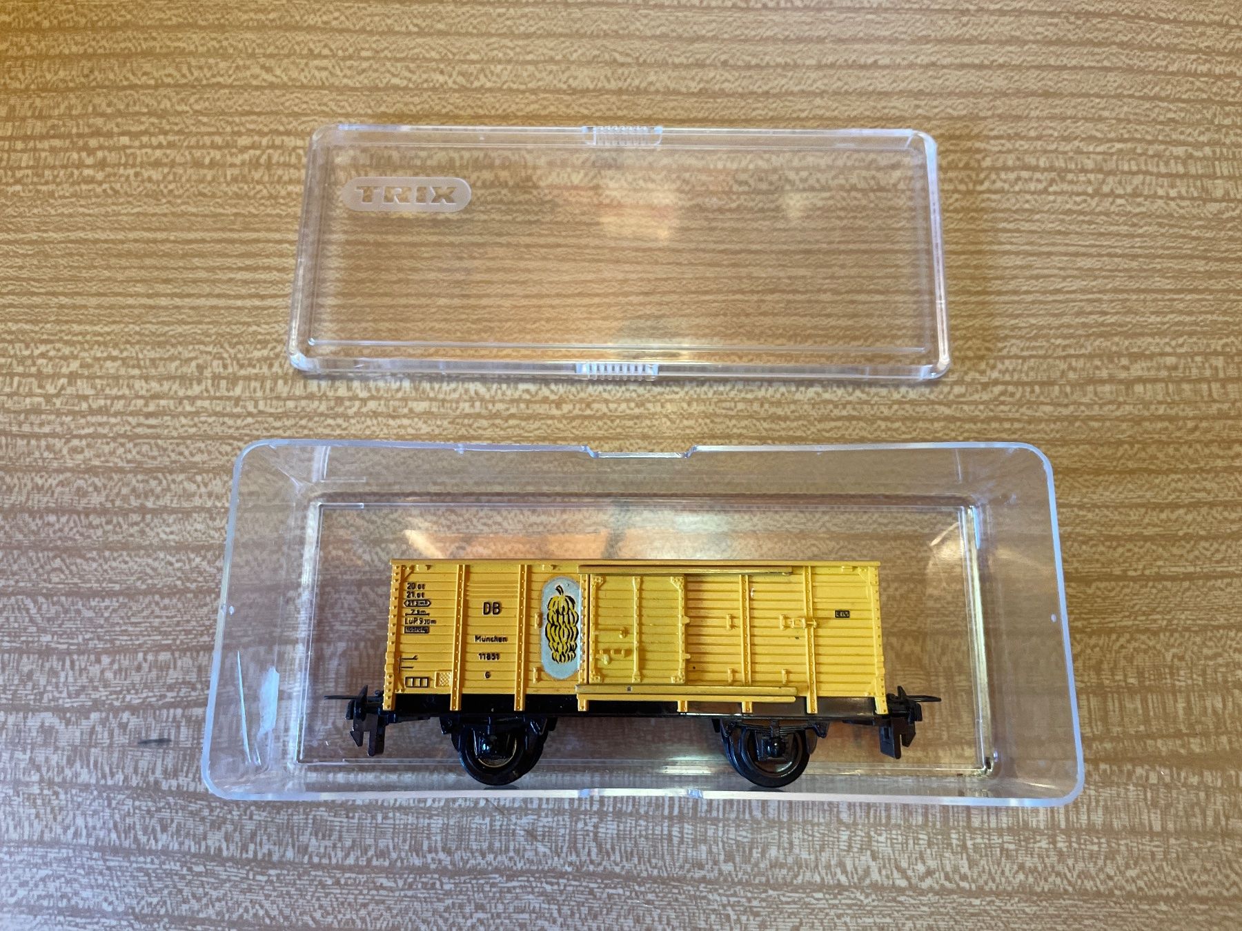 Trix Modelleisenbahnen: Trix Express H0 Güterwagen DB München – Gebraucht aus Suhr von Daneli7 4