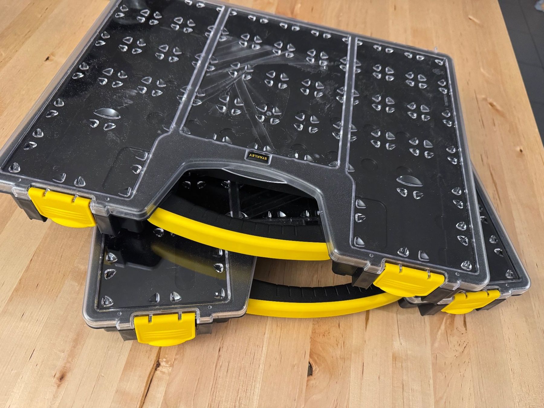 Stanley Valigie: zwei Stanley Koffer – Nuovo (secondo la descrizione) da Innerberg venduto da Guitarstr1