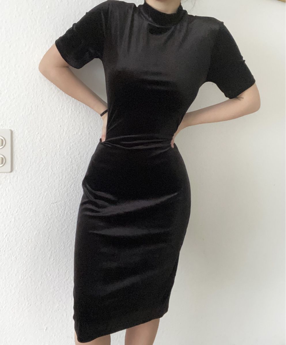 Zara Vestiti: ZARA SAMTKLEID – Nuovo (secondo la descrizione) da Schlieren venduto da notkrys
