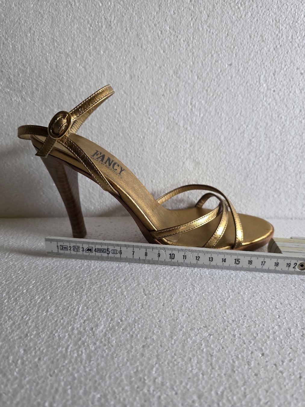 Damenschuhe: Sandalo dorato Fancy – Neu (gemäss Beschreibung) aus calpiogna von dadalter 8