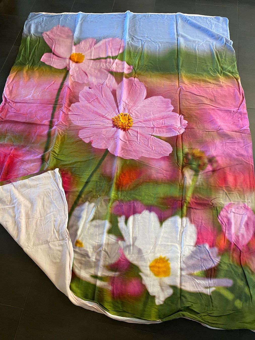 Biancheria da letto: 2 x Bettwäschegarnitur mit Blumendekor – Usato da Ebikon venduto da Radeon0