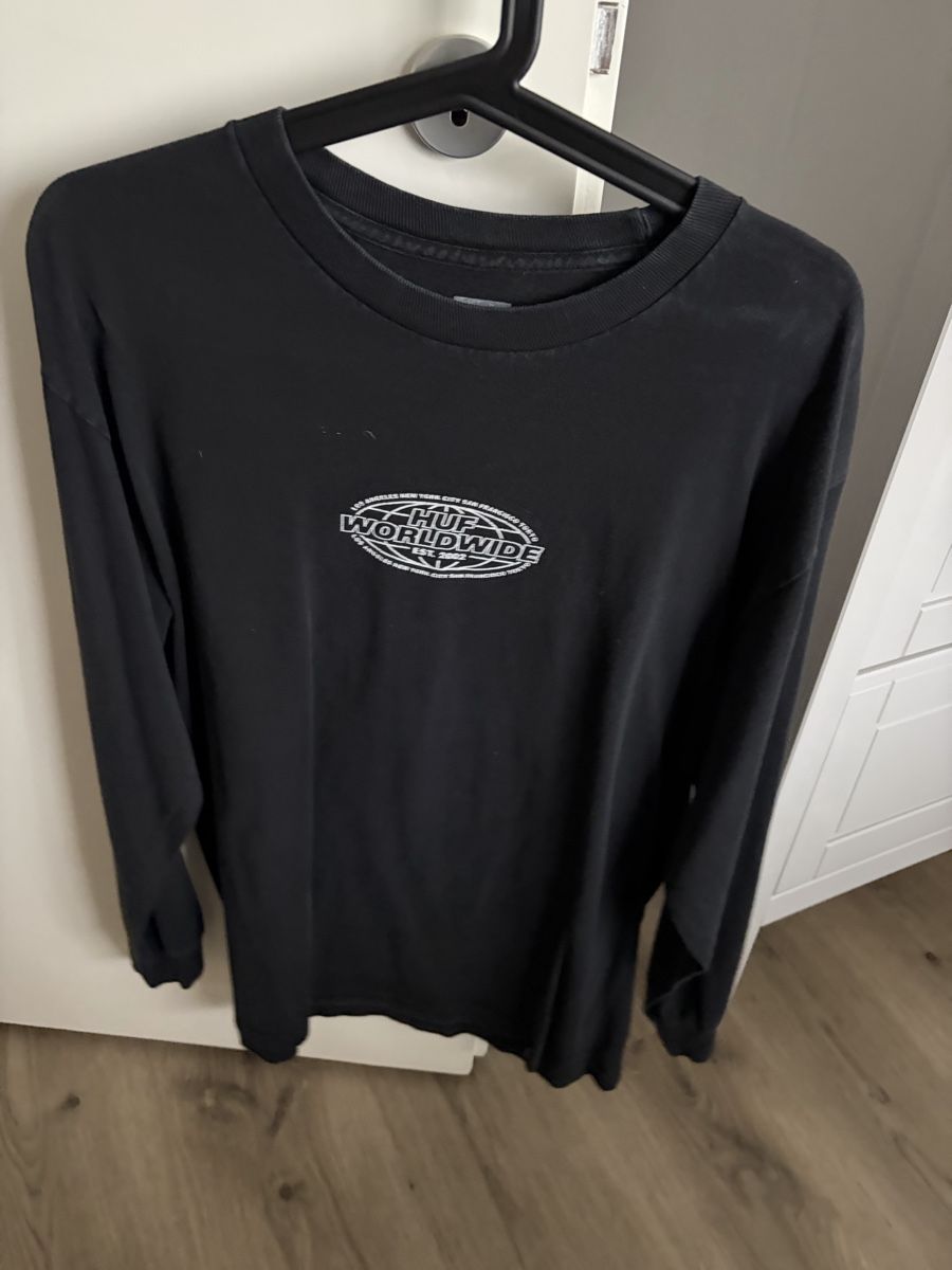 T-shirt: HUF Worldwide Langarmshirt, Schwarz – Nuovo (secondo la descrizione) da Uitikon Waldegg venduto da WEB-HEAD