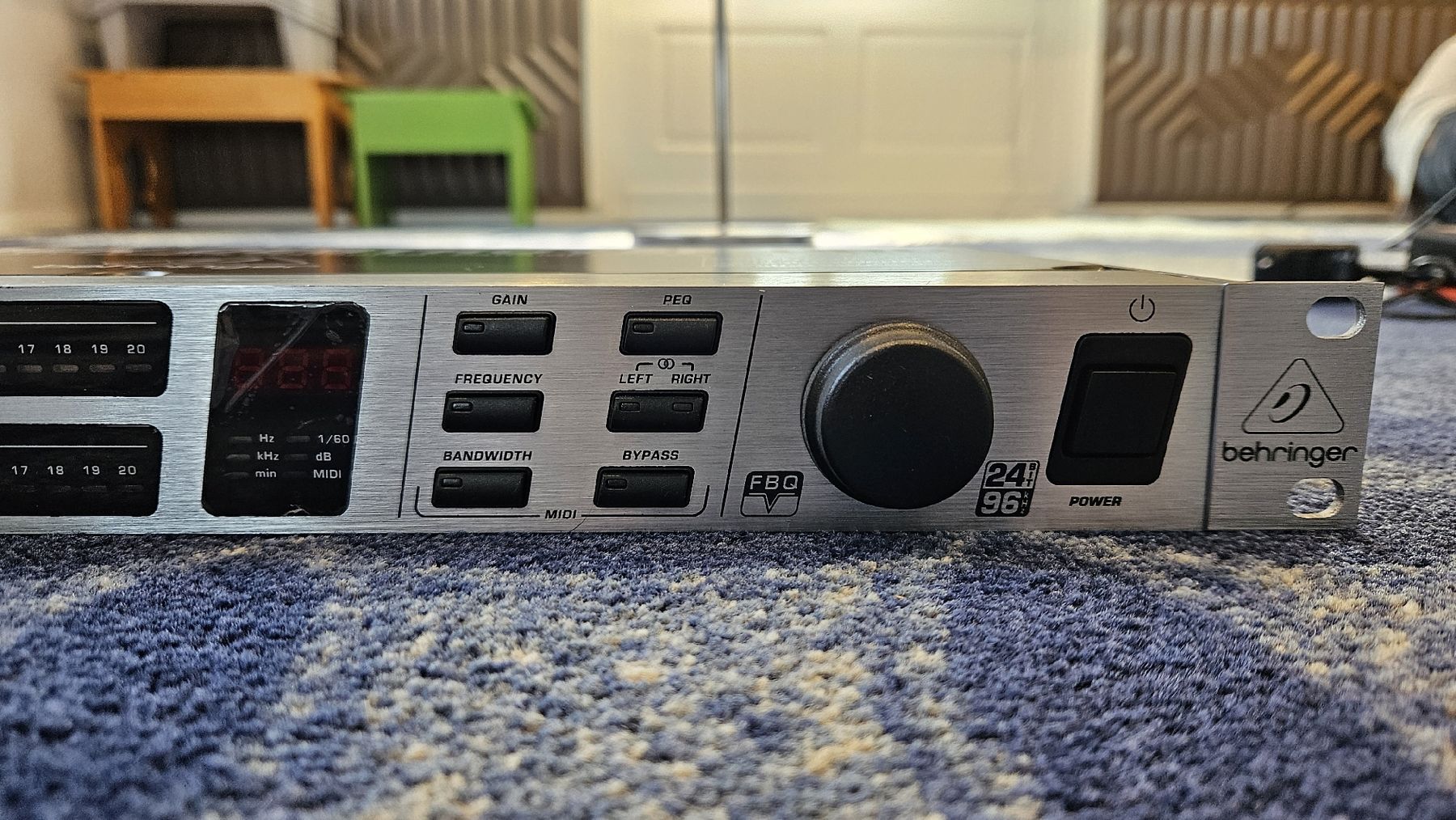 Behringer Equalizer: Feedback Destroyer Behringer FBQ2496 Pro gebrauchter Zustand – Neu (gemäss Beschreibung) aus Au ZH von muh_8zkn 4