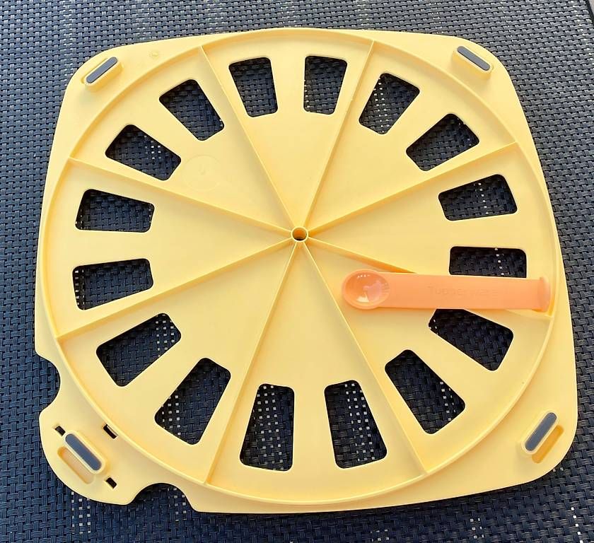 Tupperware Küchengeräte: Tupperware Croissant Party / Vorführartikel – Neu (gemäss Beschreibung) aus Jonschwil von relnheaz 1