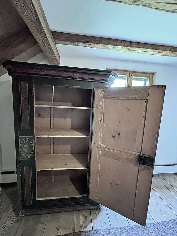 Schränke: Antiker Schrank mit Bauernmalerei – Gebraucht aus Winterthur von Musikmamsell 2