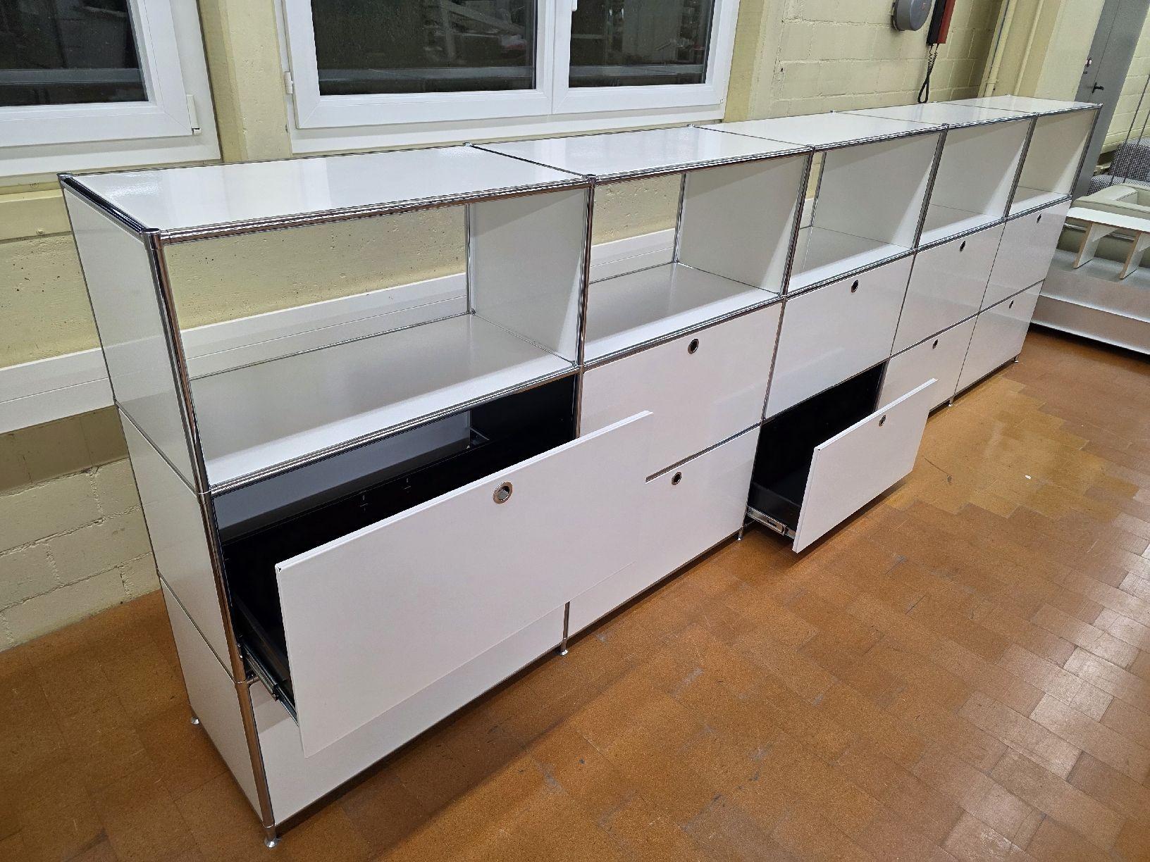 System4 Regale: Grosses Designer Regal System4 / Quadro – Gebraucht aus Lichtensteig von UsedINStore 4