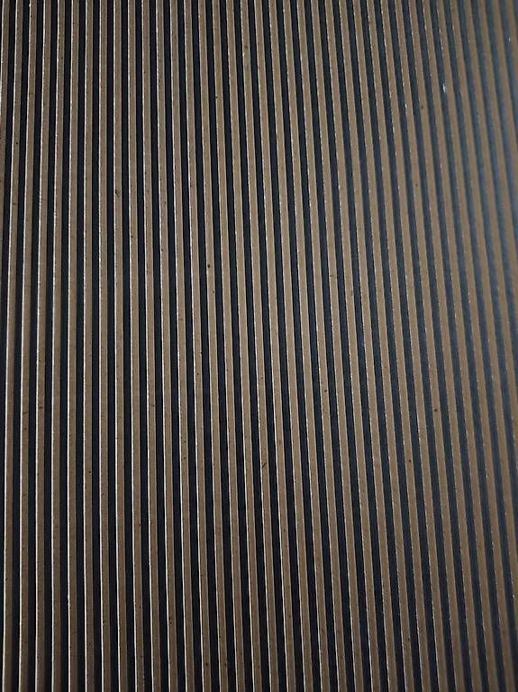 Alle Werkzeuge: Cartone ondulato – Gebraucht aus Camorino von Goccia 2