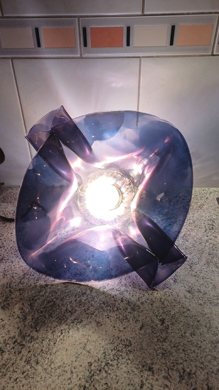 Lampade: Schöne Farbige Lampe – Usato da Flawil venduto da Naphtali 3