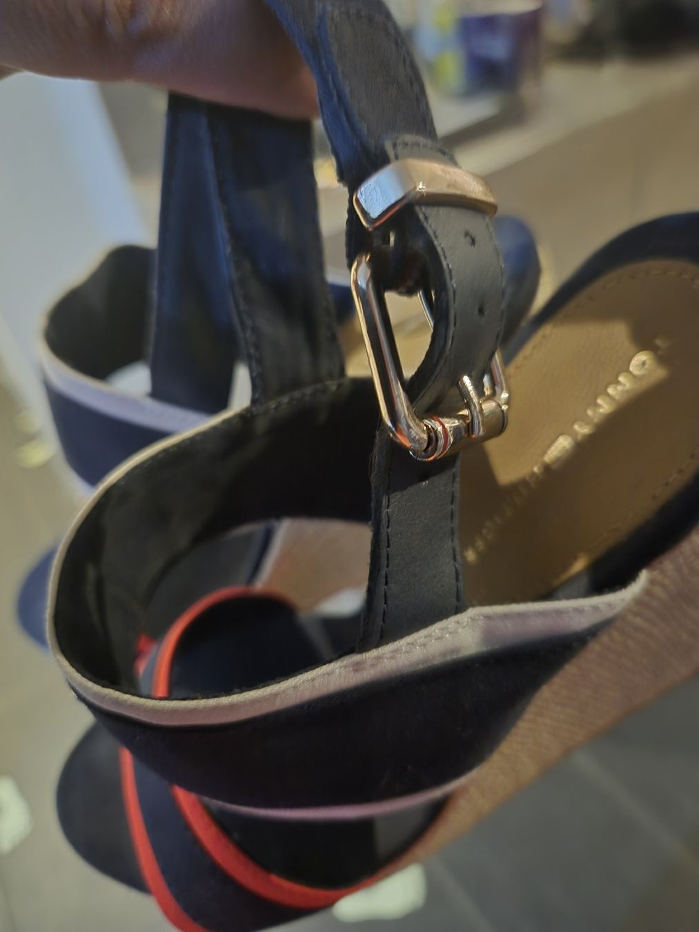 Scarpe da donna: Tommy Hilfiger sandali – Usato da Gampel venduto da ven_s5lq 2