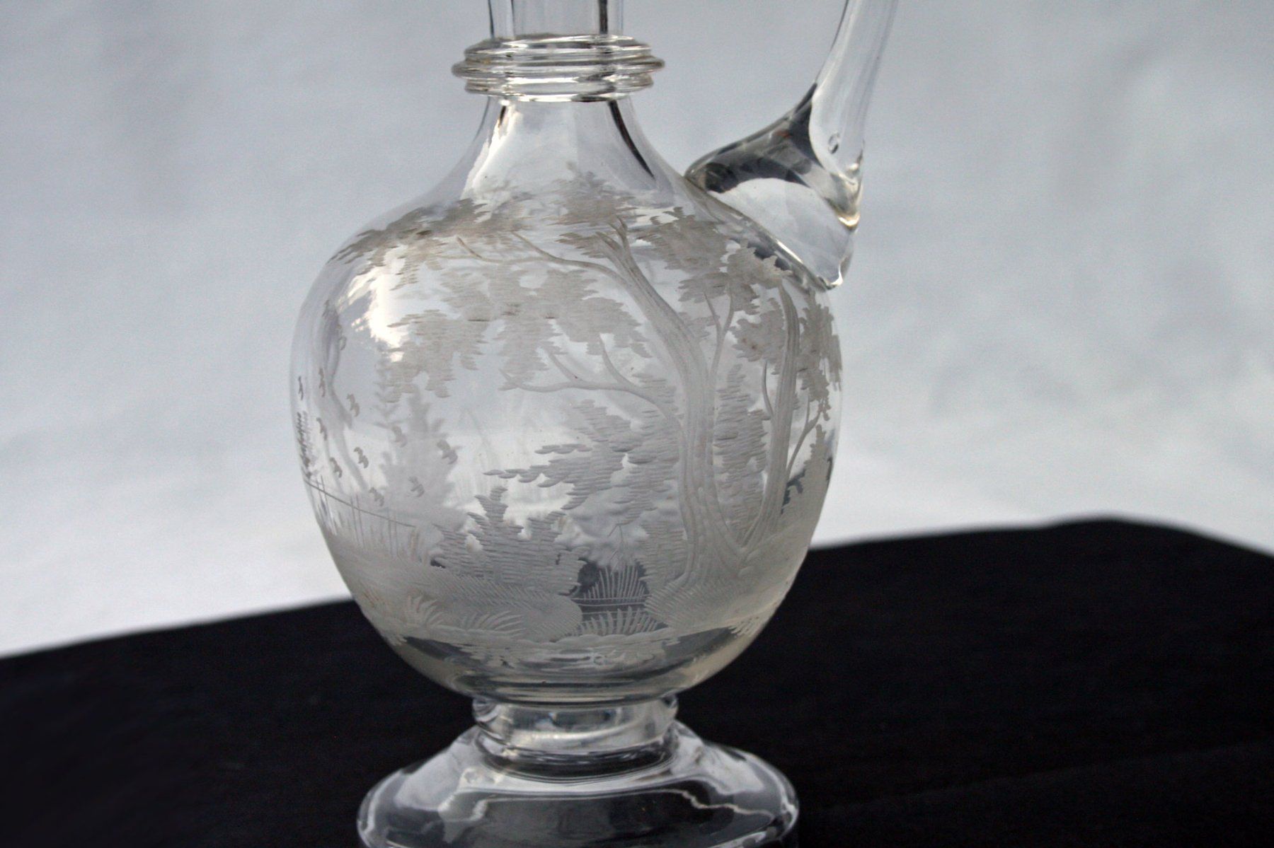 Caraffe: Antiker Glaskrug / Karaffe mit feiner Gravur – Usato da Hosenruck venduto da Musikmamsell 4