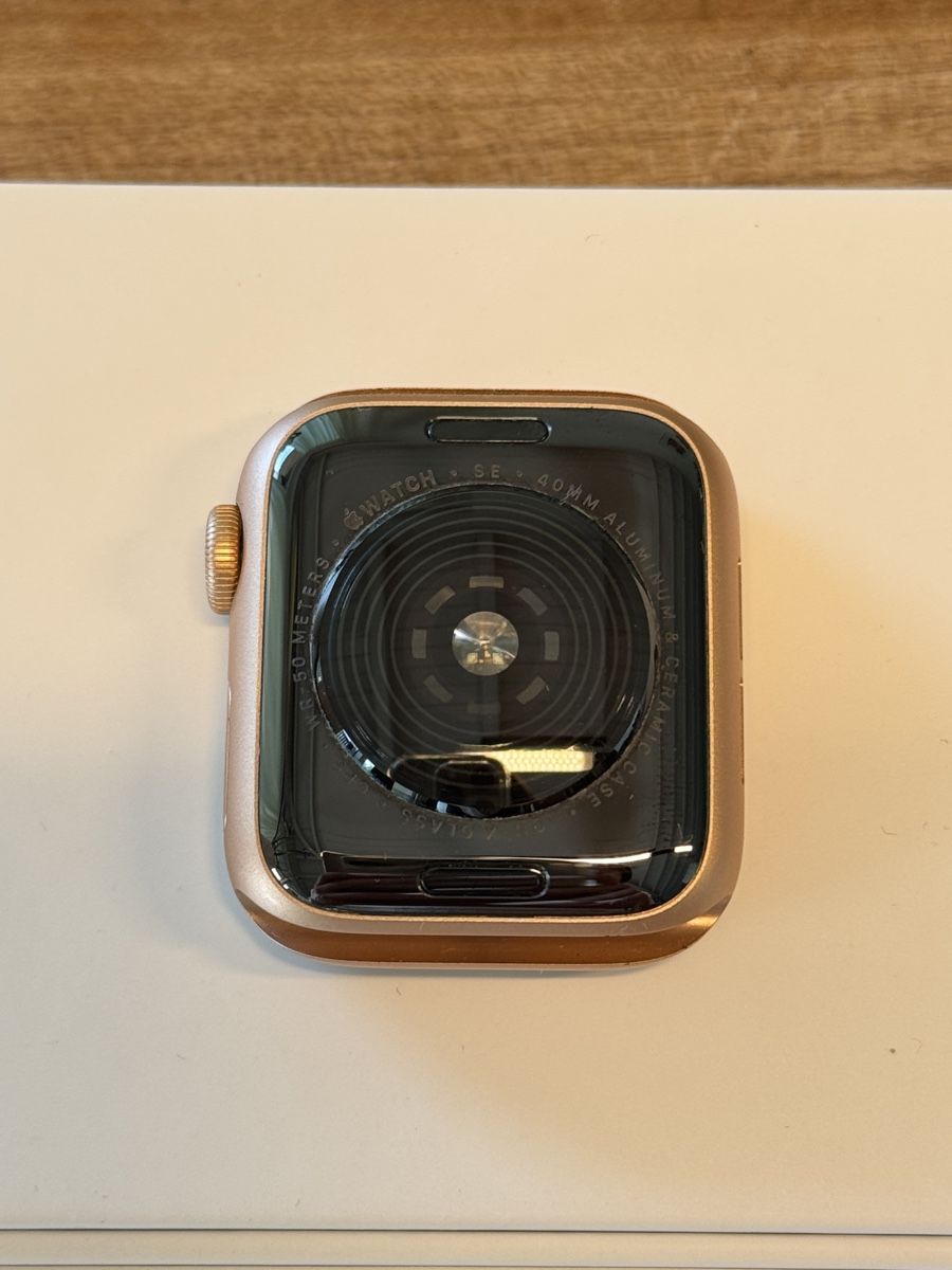 Apple Smartwatch: Apple Watch SE (40mm) – Usato da Stettlen venduto da Cxrx 1