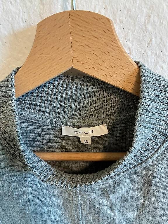 Pullover & Sweatshirts: Graugrüner Fledermaus-Pullover von OPUS, Gr. 40 – Gebraucht aus Bern von Renate_S 1