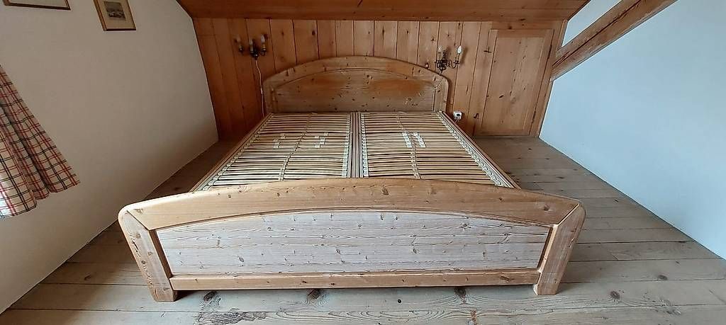 Letti: Schlafzimmer komplett – Usato da Brüttelen venduto da BaBaer