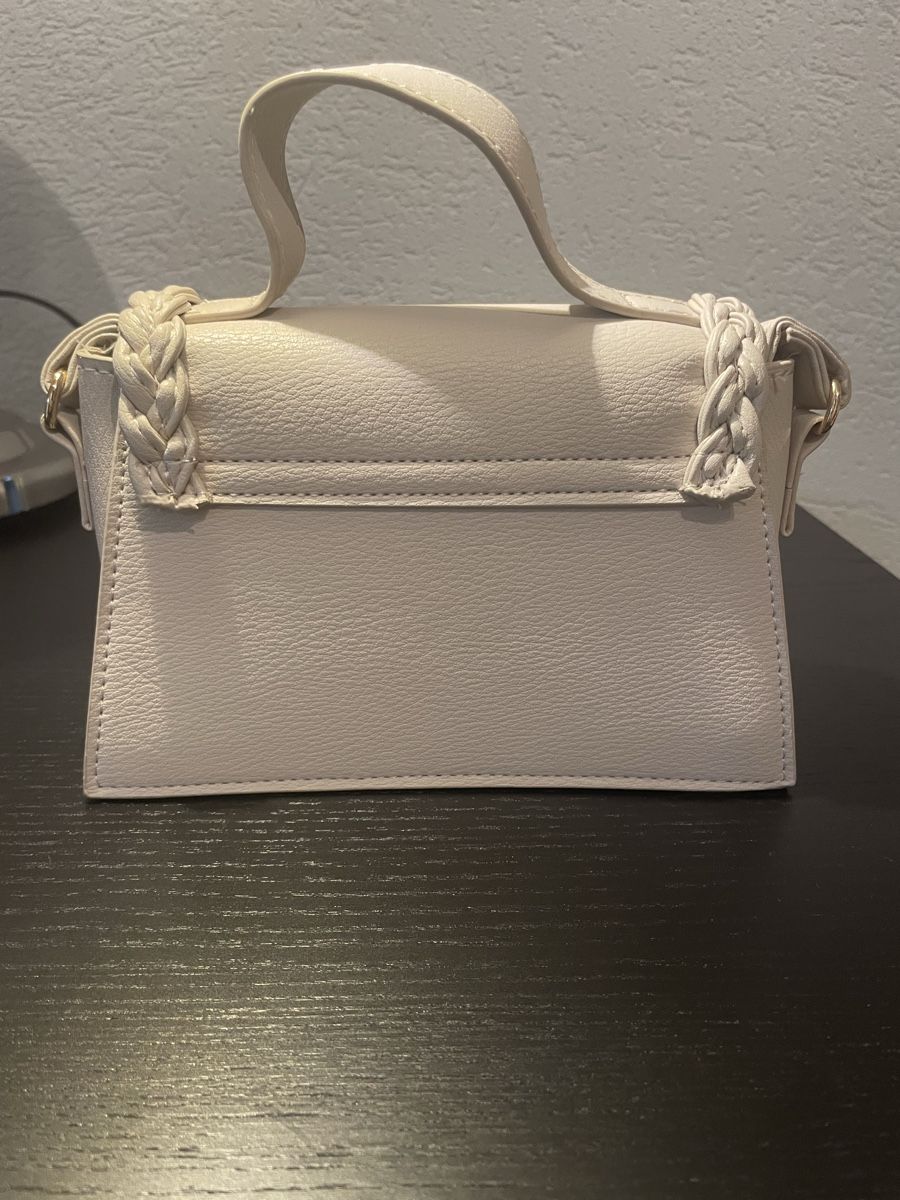 Primark Sacs femmes: Small cute handbag, beige neutral  – D'occasion à Waedenswil par Paps04 1