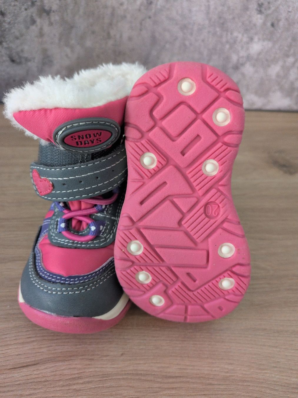 Scarpe per ragazze: Pinke Winterstiefel Grösse 20 – Nuovo (secondo la descrizione) da Mädris-Vermol venduto da Lady365 1