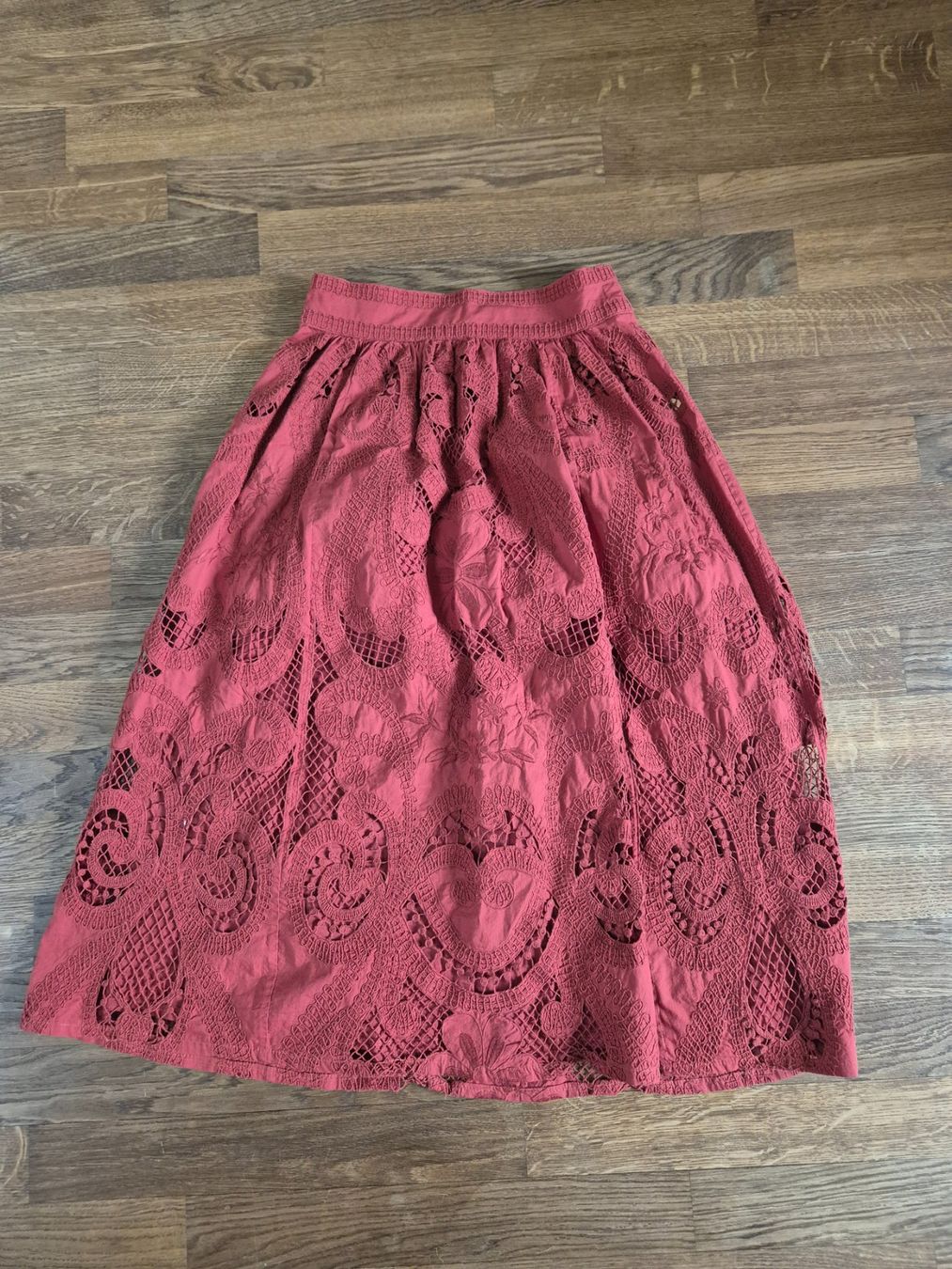 Sezane Gonne: Sezane maxiskirt size S in rust – Usato da Zürich venduto da monadiederich